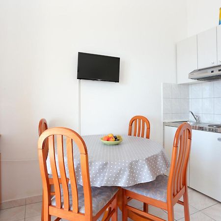Apartments By The Sea Rastici, Ciovo - 11723 Trogir Rum bild