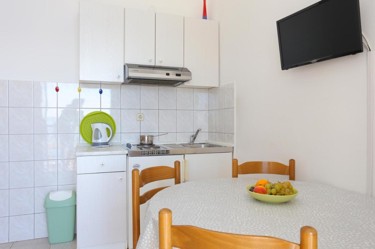 Apartments By The Sea Rastici, Ciovo - 11723 Trogir Exteriör bild
