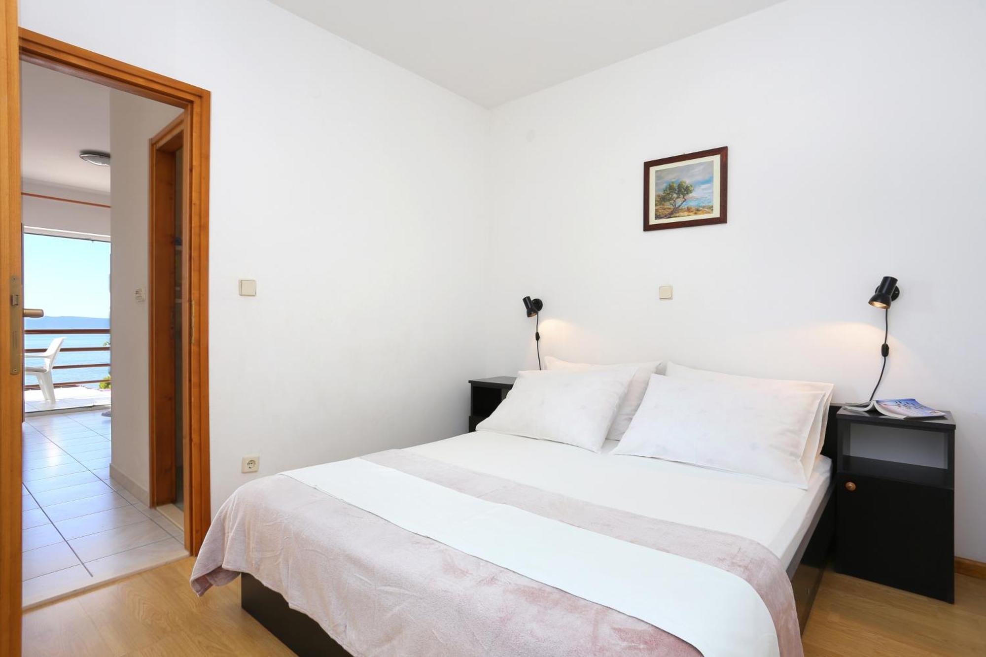 Apartments By The Sea Rastici, Ciovo - 11723 Trogir Rum bild