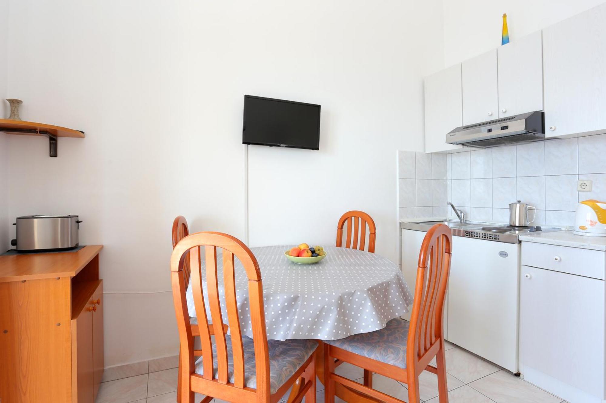 Apartments By The Sea Rastici, Ciovo - 11723 Trogir Rum bild