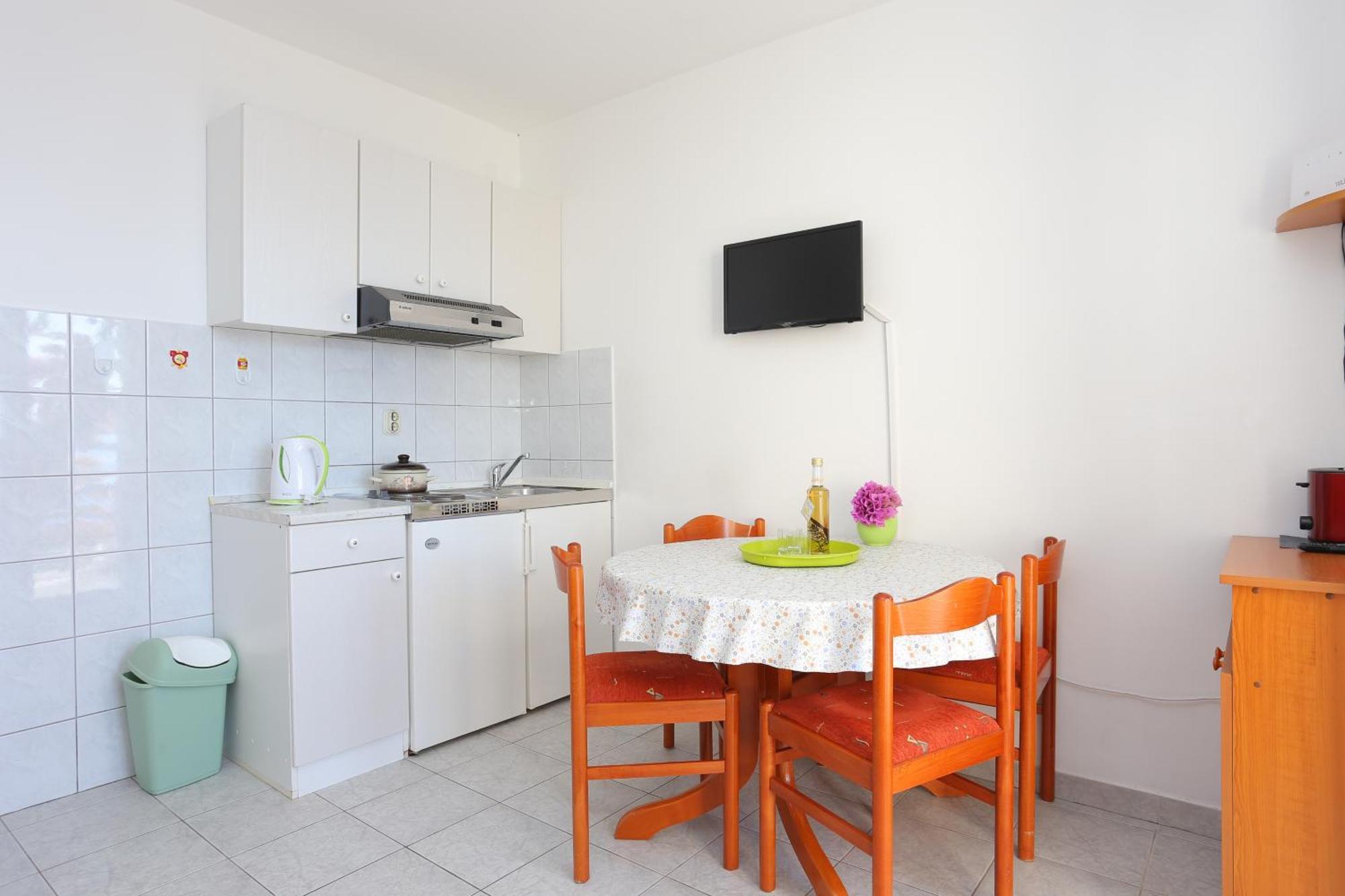 Apartments By The Sea Rastici, Ciovo - 11723 Trogir Rum bild